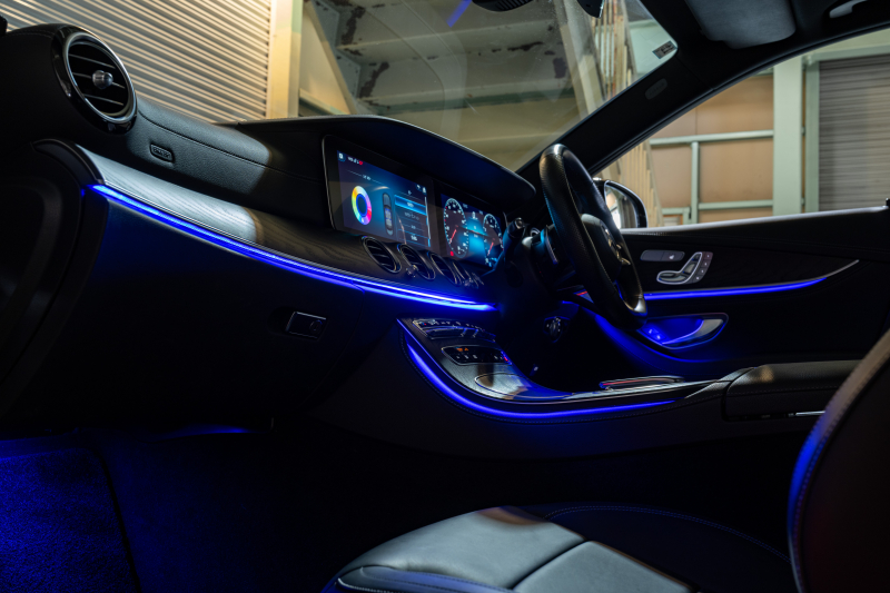 メルセデスベンツ Eクラス E200 ｽﾎﾟｰﾂ AMGｲﾝﾃﾘｱPKG ｴｸｽｸﾙｰｼﾌﾞ&ﾚｰﾀﾞｰSP　後期 BSG搭載 黒革 ﾊﾟﾉﾗﾏSR ﾅﾋﾞTV 360°ｶﾒﾗ ﾌﾞﾙﾒｽﾀｰ ﾍｯﾄﾞｱｯﾌﾟD ﾜｲﾔﾚｽﾁｬｰｼﾞ 自動ﾄﾗﾝｸ LEDﾍｯﾄﾞﾗｲﾄ　2年保証