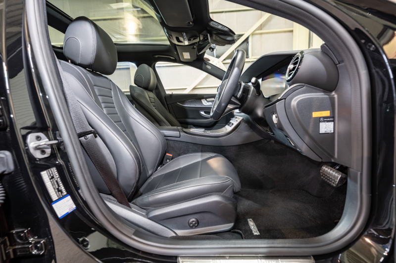 メルセデスベンツ Eクラス E200 ｽﾎﾟｰﾂ AMGｲﾝﾃﾘｱPKG ｴｸｽｸﾙｰｼﾌﾞ&ﾚｰﾀﾞｰSP　後期 BSG搭載 黒革 ﾊﾟﾉﾗﾏSR ﾅﾋﾞTV 360°ｶﾒﾗ ﾌﾞﾙﾒｽﾀｰ ﾍｯﾄﾞｱｯﾌﾟD ﾜｲﾔﾚｽﾁｬｰｼﾞ 自動ﾄﾗﾝｸ LEDﾍｯﾄﾞﾗｲﾄ　2年保証