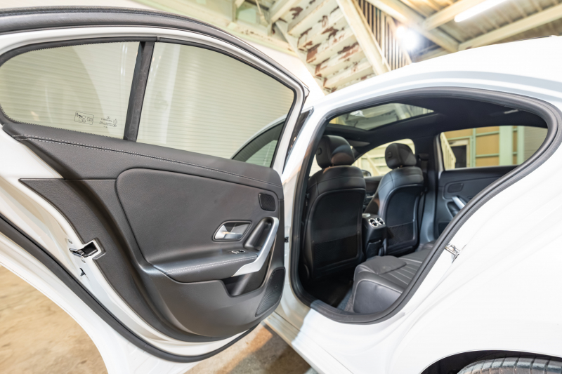 メルセデスベンツ Aクラス A250ｾﾀﾞﾝ 4MATIC ﾚｻﾞｰEXC&ｱﾄﾞﾊﾞﾝｽﾄﾞ&ﾅﾋﾞｹﾞｰｼｮﾝ&ﾚｰﾀﾞｰSP　黒革 ﾊﾟﾉﾗﾏSR MBUXﾅﾋﾞ ﾌﾙｾｸﾞ 360ｶﾒﾗ ﾜｲﾔﾚｽﾁｬｰｼﾞ ﾍｯﾄﾞｱｯﾌﾟD ADVｽﾋﾟｰｶｰ LEDﾍｯﾄﾞﾗｲﾄ　2年保証