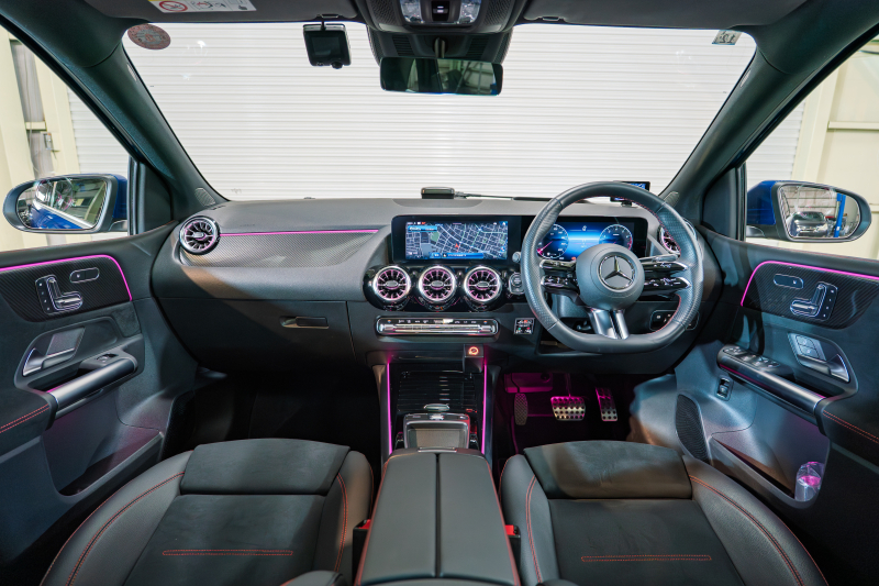 メルセデスベンツ Bクラス B180 BSG搭載 AMGﾗｲﾝPKG ｱﾄﾞﾊﾞﾝｽﾄﾞ&ﾅﾋﾞｹﾞｰｼｮﾝ&ﾚｰﾀﾞｰｾｰﾌﾃｨPKG　後期 Newﾃﾞｻﾞｲﾝｽﾃｱ 1ｵﾅ 黒半革 ﾊﾟﾉSR MBUXﾅﾋﾞ ﾌﾙｾｸﾞ 360ｶﾒﾗ ﾍｯﾄﾞｱｯﾌﾟD 自動ﾃｰﾙｹﾞｰﾄ LEDﾍｯﾄﾞﾗｲﾄ ｼｰﾄﾋｰﾀｰ　2年保証