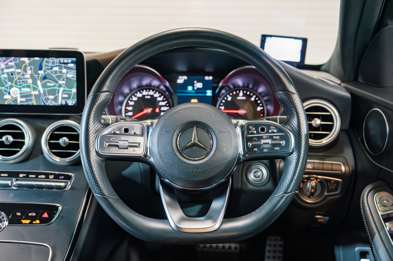 メルセデスベンツ Cクラス C220d ﾜｺﾞﾝ AVG AMGﾗｲﾝ ﾚｰﾀﾞｰSP　後期 黒革 ﾅﾋﾞTV Bｶﾒ AIRｻｽ LEDﾍｯﾄﾞﾗｲﾄ ACC BSM LCW　2年保証