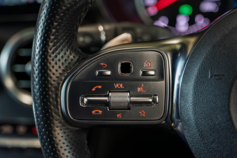 メルセデスベンツ Cクラス C220d ﾜｺﾞﾝ AVG AMGﾗｲﾝ ﾚｰﾀﾞｰSP　後期 黒革 ﾅﾋﾞTV Bｶﾒ AIRｻｽ LEDﾍｯﾄﾞﾗｲﾄ ACC BSM LCW　2年保証