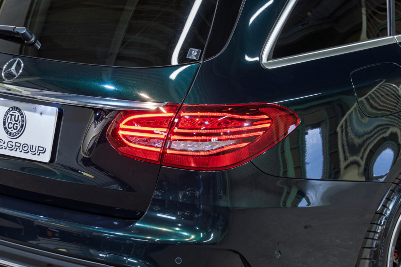 メルセデスベンツ Cクラス C220d ﾜｺﾞﾝ AVG AMGﾗｲﾝ ﾚｰﾀﾞｰSP　後期 黒革 ﾅﾋﾞTV Bｶﾒ AIRｻｽ LEDﾍｯﾄﾞﾗｲﾄ ACC BSM LCW　2年保証