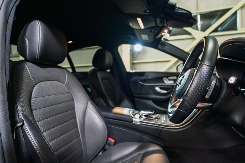 メルセデスベンツ Cクラス C220d ﾛｰﾚｳｽED ｽﾎﾟｰﾂﾌﾟﾗｽPKG ﾚｻﾞｰｴｸｽｸﾙｰｼﾌﾞ&ﾚｰﾀﾞｰSP　後期 特別仕様 黒革 純正ﾅﾋﾞTV ﾌﾞﾙﾒｽﾀｰ 360ｶﾒﾗ ﾍﾄﾞｱｯﾌﾟD AIRｻｽ 自動ﾄﾗﾝｸ ﾌｯﾄｵｰﾌﾟﾅｰ ACC BSM LCW　2年保証