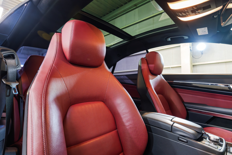 メルセデスベンツ Eクラス E250ｸｰﾍﾟ AMGｽﾎﾟｰﾂ&ﾚｰﾀﾞｰｾｰﾌﾃｨPKG　後期 Pｽﾀ 赤革 ﾊﾟﾉﾗﾏSR ﾅﾋﾞTV 360ｶﾒ LEDﾍｯﾄﾞﾗｲﾄ AMGｴｱﾛ&18AW ACC BSM LCW　2年保証