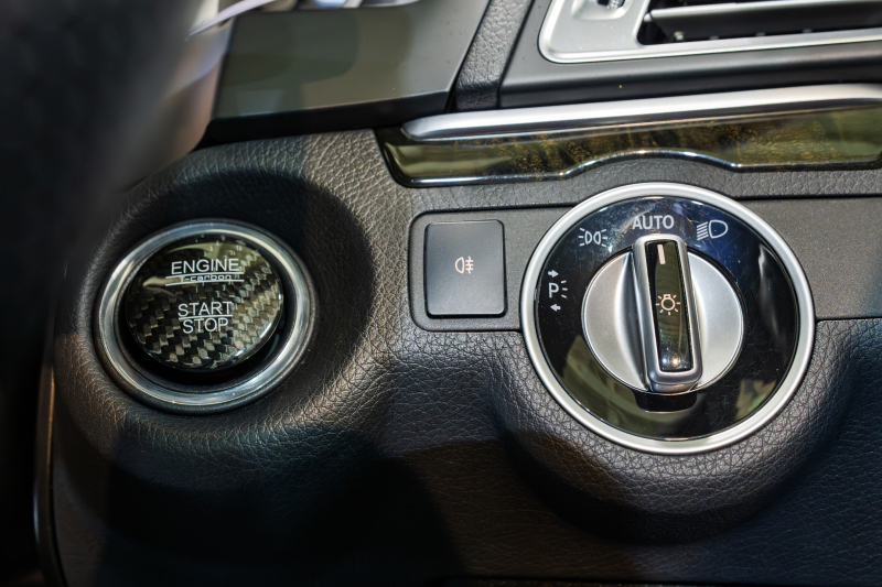 メルセデスベンツ Eクラス E250ｸｰﾍﾟ AMGｽﾎﾟｰﾂ&ﾚｰﾀﾞｰｾｰﾌﾃｨPKG　後期 Pｽﾀ 赤革 ﾊﾟﾉﾗﾏSR ﾅﾋﾞTV 360ｶﾒ LEDﾍｯﾄﾞﾗｲﾄ AMGｴｱﾛ&18AW ACC BSM LCW　2年保証