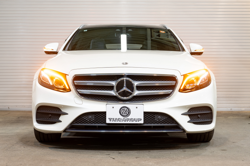 メルセデスベンツ Eクラス E300ﾜｺﾞﾝ AVGｽﾎﾟｰﾂ ｴｸｽｸﾙｰｼﾌﾞPKG ﾚｰﾀﾞｰSP　中期 1ｵｰﾅｰ 黒革 ﾊﾟﾉﾗﾏSR ﾅﾋﾞTV Meｺﾈ carplay ﾌﾞﾙﾒｽﾀｰ ﾍｯﾄﾞｱｯﾌﾟD ｴｱﾊﾞﾗﾝｽP 自動ﾄﾗﾝｸ ﾌｯﾄｵｰﾌﾟﾅｰ Newﾃﾞｻﾞｲﾝｽﾃｱ　2年保証