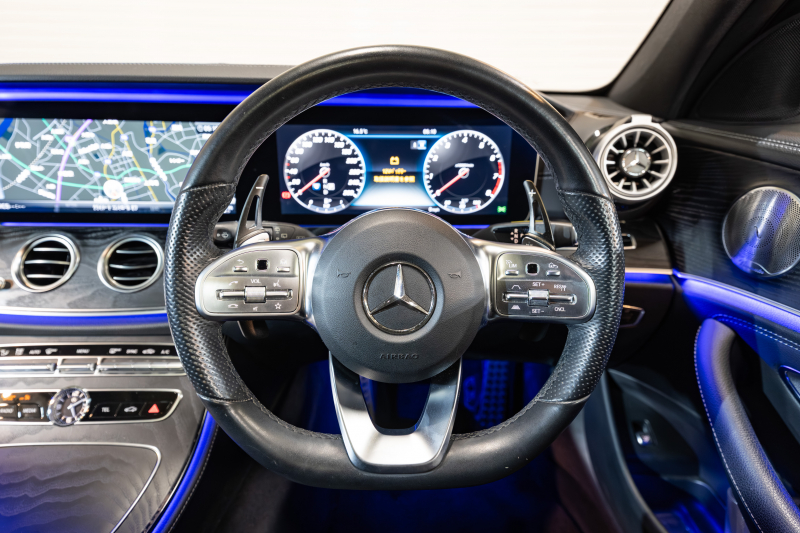 メルセデスベンツ Eクラス E300ﾜｺﾞﾝ AVGｽﾎﾟｰﾂ ｴｸｽｸﾙｰｼﾌﾞPKG ﾚｰﾀﾞｰSP　中期 1ｵｰﾅｰ 黒革 ﾊﾟﾉﾗﾏSR ﾅﾋﾞTV Meｺﾈ carplay ﾌﾞﾙﾒｽﾀｰ ﾍｯﾄﾞｱｯﾌﾟD ｴｱﾊﾞﾗﾝｽP 自動ﾄﾗﾝｸ ﾌｯﾄｵｰﾌﾟﾅｰ Newﾃﾞｻﾞｲﾝｽﾃｱ　2年保証