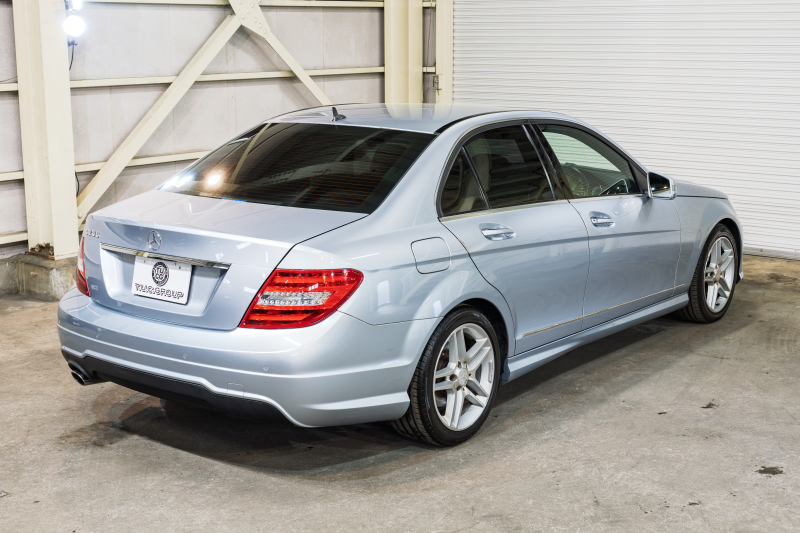 メルセデスベンツ Cクラス C200 BE-EF AVG ﾕｰﾃｨﾘﾃｨ&ﾚｰﾀﾞｰｾｰﾌﾃｨｰPKG　黒革 純正ﾅﾋﾞTV Bｶﾒﾗ ﾊﾟｰｸﾄﾛﾆｯｸ ｷｾﾉﾝ LEDﾄﾞﾗｲﾋﾞﾝｸﾞﾗｲﾄ Pｽﾀ AMGｴｱﾛ＆17AW ﾄﾞﾘﾙﾄﾞﾛｰﾀｰ ﾛｺﾞ入ｷｬﾘﾊﾟｰ　2年保証