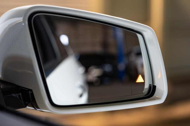 メルセデスベンツ Eクラス E250 AVG AMGｽﾎﾟｰﾂ&ﾚｰﾀﾞｰｾｰﾌﾃｲPKG　 後期ﾓﾃﾞﾙ 黒半革 ｼｰﾄﾋｰﾀｰ ｱﾝﾄﾞﾛｲﾄﾞﾅﾋﾞ 360ｶﾒﾗ LEDﾍｯﾄﾞﾗｲﾄ AMGｴｱﾛ&18ｲﾝﾁAW　2年保証