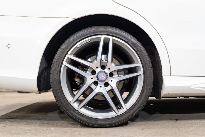 メルセデスベンツ Eクラス E250 AVG AMGｽﾎﾟｰﾂ&ﾚｰﾀﾞｰｾｰﾌﾃｲPKG　 後期ﾓﾃﾞﾙ 黒半革 ｼｰﾄﾋｰﾀｰ ｱﾝﾄﾞﾛｲﾄﾞﾅﾋﾞ 360ｶﾒﾗ LEDﾍｯﾄﾞﾗｲﾄ AMGｴｱﾛ&18ｲﾝﾁAW　2年保証