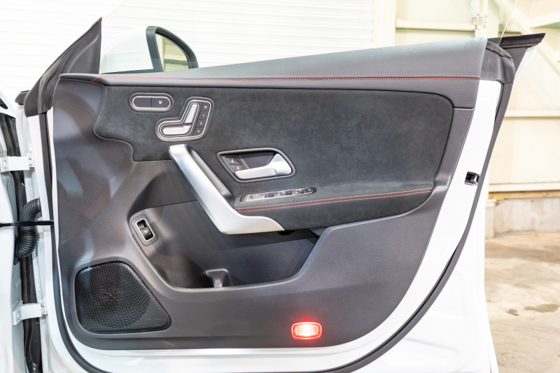 メルセデスベンツ CLAクラス CLA200d AMGﾗｲﾝ ｱﾄﾞﾊﾞﾝｽﾄﾞ&ﾅﾋﾞ& ﾚｰﾀﾞｰPKG　黒半革 ｼｰﾄﾋｰﾀｰ ﾊﾟﾉﾗﾏSR MBUXﾅﾋﾞ ﾌﾙｾｸﾞTV 360ｶﾒﾗ ﾍｯﾄﾞｱｯﾌﾟD ｱﾄﾞﾊﾞﾝｽﾄﾞｻｳﾝﾄﾞ ﾏﾙﾁﾋﾞｰﾑLED AMGｴｱﾛ&18ｲﾝﾁAW　2年保証