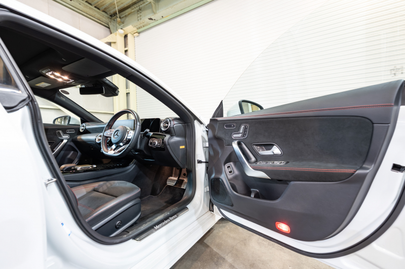 メルセデスベンツ CLAクラス CLA200d AMGﾗｲﾝ ｱﾄﾞﾊﾞﾝｽﾄﾞ&ﾅﾋﾞ& ﾚｰﾀﾞｰPKG　黒半革 ｼｰﾄﾋｰﾀｰ ﾊﾟﾉﾗﾏSR MBUXﾅﾋﾞ ﾌﾙｾｸﾞTV 360ｶﾒﾗ ﾍｯﾄﾞｱｯﾌﾟD ｱﾄﾞﾊﾞﾝｽﾄﾞｻｳﾝﾄﾞ ﾏﾙﾁﾋﾞｰﾑLED AMGｴｱﾛ&18ｲﾝﾁAW　2年保証