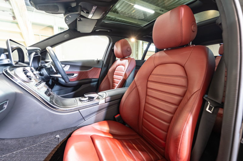 メルセデスベンツ Cクラス C200 ﾜｺﾞﾝ ﾚｻﾞｰEXC&ﾚｰﾀﾞｰｾｰﾌﾃｨPKG　後期 赤革 ｻﾝﾙｰﾌ ｼｰﾄﾋｰﾀｰ 純正ﾅﾋﾞ ﾌﾙｾｸﾞTV ﾌﾞﾙﾒｽﾀｰ CarPlay ﾍｯﾄﾞｱｯﾌﾟD Bｶﾒﾗ ﾏﾙﾁﾋﾞｰﾑLED  AMGｴｱﾛ&18ｲﾝﾁAW　2年保証