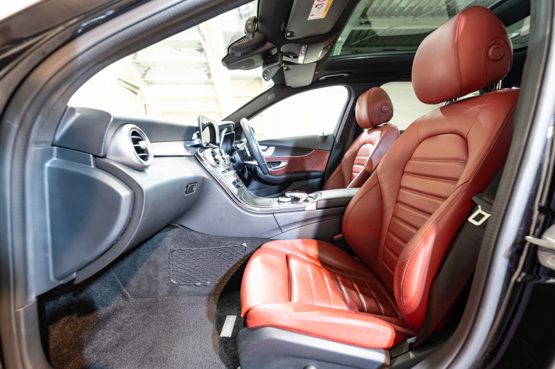 メルセデスベンツ Cクラス C200 ﾜｺﾞﾝ ﾚｻﾞｰEXC&ﾚｰﾀﾞｰｾｰﾌﾃｨPKG　後期 赤革 ｻﾝﾙｰﾌ ｼｰﾄﾋｰﾀｰ 純正ﾅﾋﾞ ﾌﾙｾｸﾞTV ﾌﾞﾙﾒｽﾀｰ CarPlay ﾍｯﾄﾞｱｯﾌﾟD Bｶﾒﾗ ﾏﾙﾁﾋﾞｰﾑLED  AMGｴｱﾛ&18ｲﾝﾁAW　2年保証