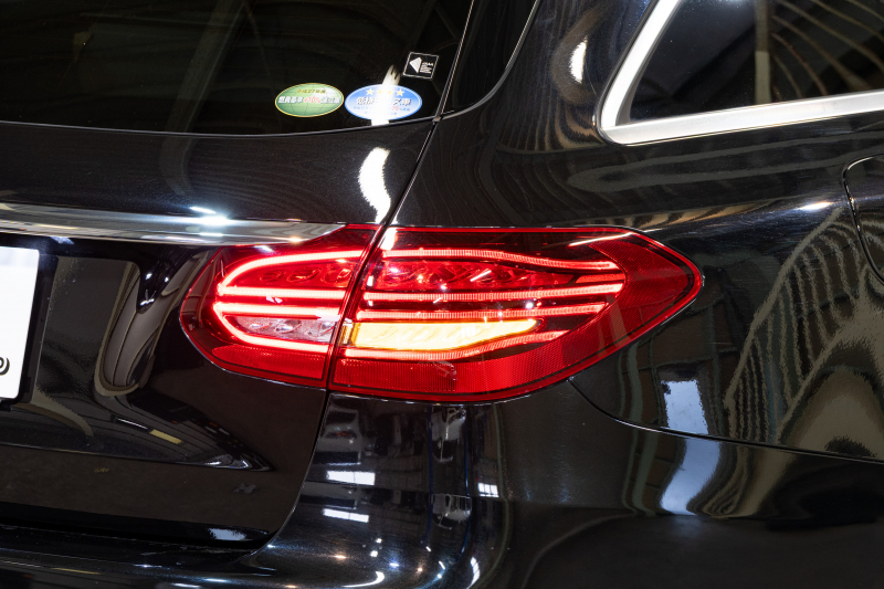 メルセデスベンツ Cクラス C200 ﾜｺﾞﾝ ﾚｻﾞｰEXC&ﾚｰﾀﾞｰｾｰﾌﾃｨPKG　後期 赤革 ｻﾝﾙｰﾌ ｼｰﾄﾋｰﾀｰ 純正ﾅﾋﾞ ﾌﾙｾｸﾞTV ﾌﾞﾙﾒｽﾀｰ CarPlay ﾍｯﾄﾞｱｯﾌﾟD Bｶﾒﾗ ﾏﾙﾁﾋﾞｰﾑLED  AMGｴｱﾛ&18ｲﾝﾁAW　2年保証