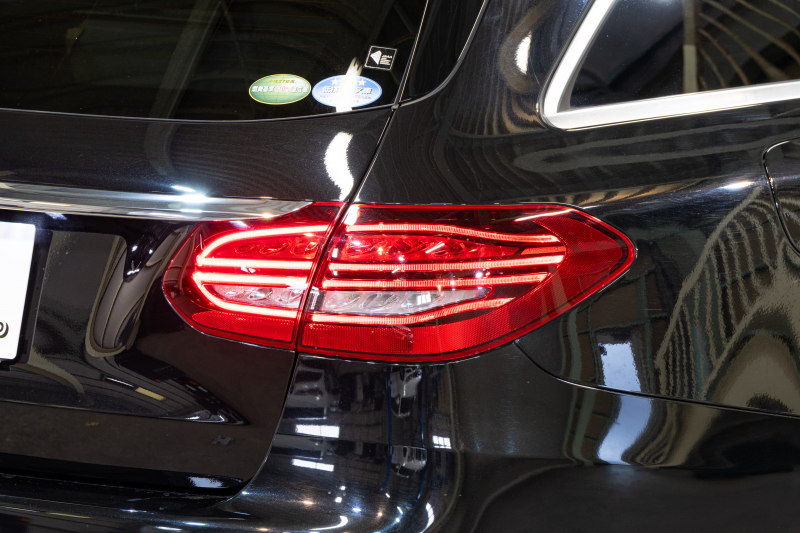 メルセデスベンツ Cクラス C200 ﾜｺﾞﾝ ﾚｻﾞｰEXC&ﾚｰﾀﾞｰｾｰﾌﾃｨPKG　後期 赤革 ｻﾝﾙｰﾌ ｼｰﾄﾋｰﾀｰ 純正ﾅﾋﾞ ﾌﾙｾｸﾞTV ﾌﾞﾙﾒｽﾀｰ CarPlay ﾍｯﾄﾞｱｯﾌﾟD Bｶﾒﾗ ﾏﾙﾁﾋﾞｰﾑLED  AMGｴｱﾛ&18ｲﾝﾁAW　2年保証