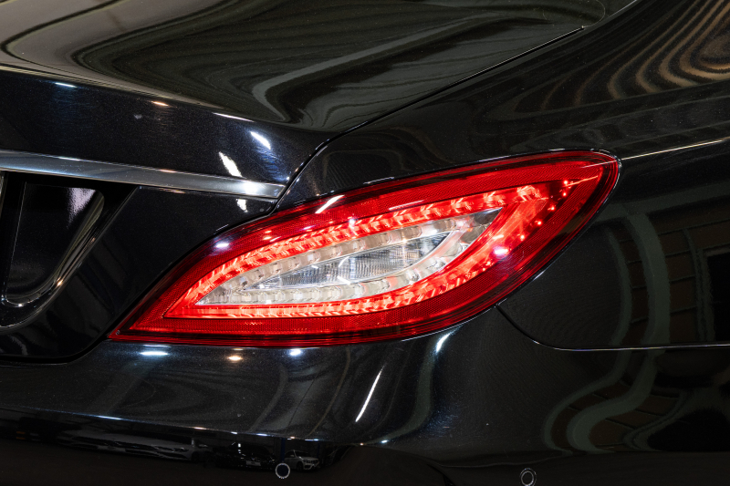 メルセデスベンツ CLS CLS400 AMGﾗｲﾝ ﾚｰﾀﾞｰｾｰﾌﾃｨPKG　後期ﾓﾃﾞﾙ 黒革 ｼｰﾄﾋｰﾀｰ SR 純正ﾅﾋﾞ ﾌﾙｾｸﾞTV 360ｶﾒﾗ ﾏﾙﾁﾋﾞｰﾑLED 自動Rｹﾞｰﾄ ｴｱｻｽ AMGｴｱﾛ&19AW　2年保証