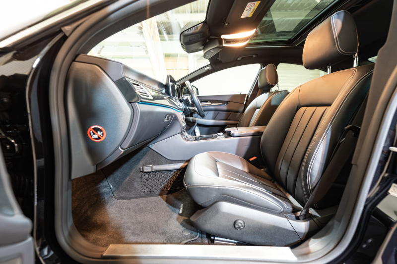 メルセデスベンツ CLS CLS400 AMGﾗｲﾝ ﾚｰﾀﾞｰｾｰﾌﾃｨPKG　後期ﾓﾃﾞﾙ 黒革 ｼｰﾄﾋｰﾀｰ SR 純正ﾅﾋﾞ ﾌﾙｾｸﾞTV 360ｶﾒﾗ ﾏﾙﾁﾋﾞｰﾑLED 自動Rｹﾞｰﾄ ｴｱｻｽ AMGｴｱﾛ&19AW　2年保証