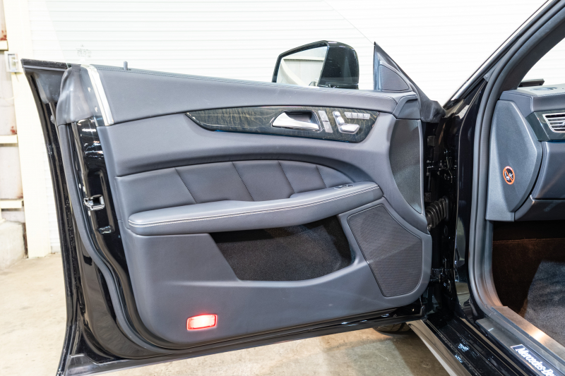 メルセデスベンツ CLS CLS400 AMGﾗｲﾝ ﾚｰﾀﾞｰｾｰﾌﾃｨPKG　後期ﾓﾃﾞﾙ 黒革 ｼｰﾄﾋｰﾀｰ SR 純正ﾅﾋﾞ ﾌﾙｾｸﾞTV 360ｶﾒﾗ ﾏﾙﾁﾋﾞｰﾑLED 自動Rｹﾞｰﾄ ｴｱｻｽ AMGｴｱﾛ&19AW　2年保証