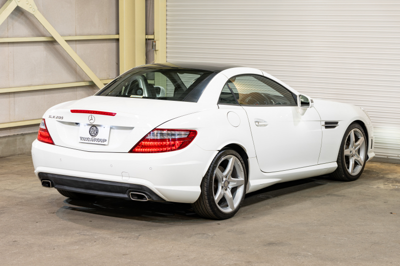 メルセデスベンツ SLKクラス SLK200 ｴｸｽｸﾙｰｼﾌﾞ ﾚｰﾀﾞｰSP　黒革 9速AT ｼｰﾄﾋｰﾀｰ ﾏｼﾞｯｸｽｶｲR ｴｱｽｶｰﾌ 純正ﾅﾋﾞ ﾌﾙｾｸﾞTV MBﾛｺﾞﾌﾞﾚｰｷ ｷｰﾚｽ ｷｾﾉﾝ AMGｴｱﾛ&18ｲﾝﾁAW 　2年保証