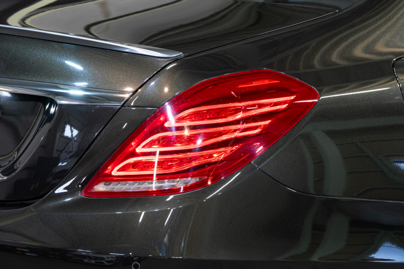 メルセデスベンツ Sクラス S300h AMGﾗｲﾝ ﾗｸﾞｼﾞｭｱﾘｰ&ﾚｰﾀﾞｰPKG　中期 黒革 ﾊﾟﾉﾗﾏSR 純正ﾅﾋﾞ ﾌﾙｾｸﾞ 自動ﾄﾗﾝｸ HUD 360ｶﾒﾗ ｴｱﾊﾞﾗﾝｽPKG ｱﾝﾋﾞｴﾝﾄﾗｲﾄ ｴｱｻｽ LED AMGｴｱﾛ&19AW 2年保証