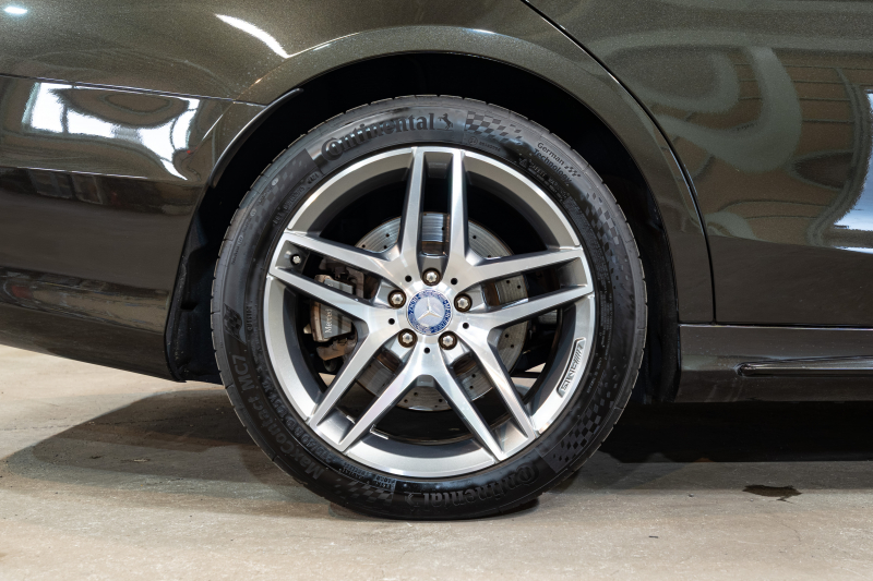 メルセデスベンツ Sクラス S300h AMGﾗｲﾝ ﾗｸﾞｼﾞｭｱﾘｰ&ﾚｰﾀﾞｰPKG　中期 黒革 ﾊﾟﾉﾗﾏSR 純正ﾅﾋﾞ ﾌﾙｾｸﾞ 自動ﾄﾗﾝｸ HUD 360ｶﾒﾗ ｴｱﾊﾞﾗﾝｽPKG ｱﾝﾋﾞｴﾝﾄﾗｲﾄ ｴｱｻｽ LED AMGｴｱﾛ&19AW 2年保証