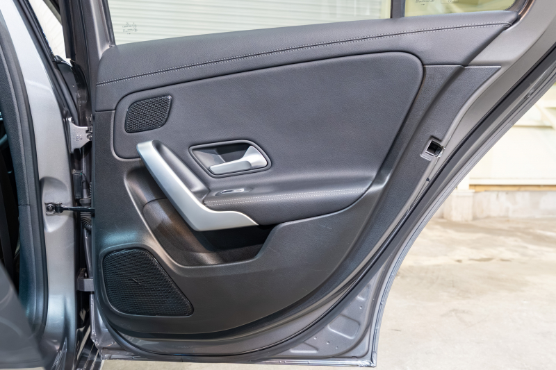 メルセデスベンツ Aクラス A250ｾﾀﾞﾝ 4MATIC ﾚｻﾞｰEXC&ｱﾄﾞﾊﾞﾝｽﾄﾞ&ﾅﾋﾞｹﾞｰｼｮﾝ&ﾚｰﾀﾞｰSP　黒革 ﾊﾟﾉﾗﾏSR MBUXﾅﾋﾞ ﾌﾙｾｸﾞ 360ｶﾒﾗ ﾜｲﾔﾚｽﾁｬｰｼﾞ ﾍｯﾄﾞｱｯﾌﾟD ADVｽﾋﾟｰｶｰ LEDﾍｯﾄﾞﾗｲﾄ　2年保証