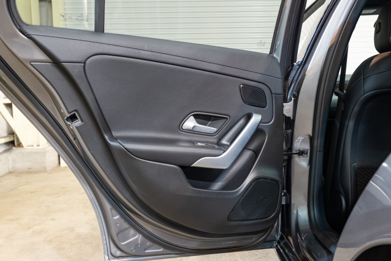 メルセデスベンツ Aクラス A250ｾﾀﾞﾝ 4MATIC ﾚｻﾞｰEXC&ｱﾄﾞﾊﾞﾝｽﾄﾞ&ﾅﾋﾞｹﾞｰｼｮﾝ&ﾚｰﾀﾞｰSP　黒革 ﾊﾟﾉﾗﾏSR MBUXﾅﾋﾞ ﾌﾙｾｸﾞ 360ｶﾒﾗ ﾜｲﾔﾚｽﾁｬｰｼﾞ ﾍｯﾄﾞｱｯﾌﾟD ADVｽﾋﾟｰｶｰ LEDﾍｯﾄﾞﾗｲﾄ　2年保証