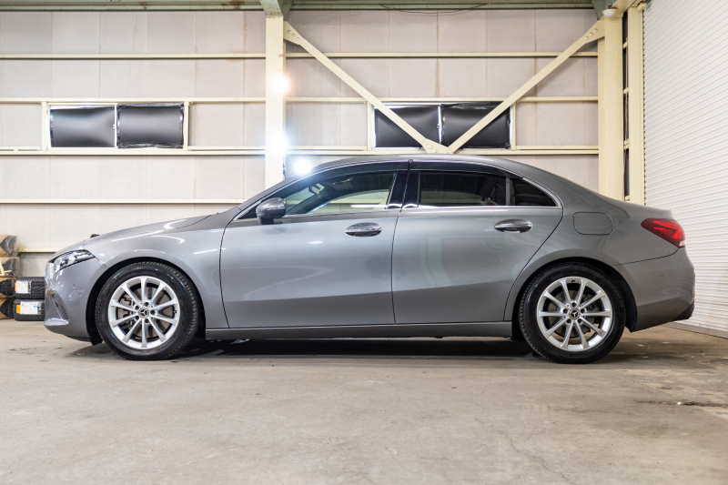 メルセデスベンツ Aクラス A250ｾﾀﾞﾝ 4MATIC ﾚｻﾞｰEXC&ｱﾄﾞﾊﾞﾝｽﾄﾞ&ﾅﾋﾞｹﾞｰｼｮﾝ&ﾚｰﾀﾞｰSP　黒革 ﾊﾟﾉﾗﾏSR MBUXﾅﾋﾞ ﾌﾙｾｸﾞ 360ｶﾒﾗ ﾜｲﾔﾚｽﾁｬｰｼﾞ ﾍｯﾄﾞｱｯﾌﾟD ADVｽﾋﾟｰｶｰ LEDﾍｯﾄﾞﾗｲﾄ　2年保証