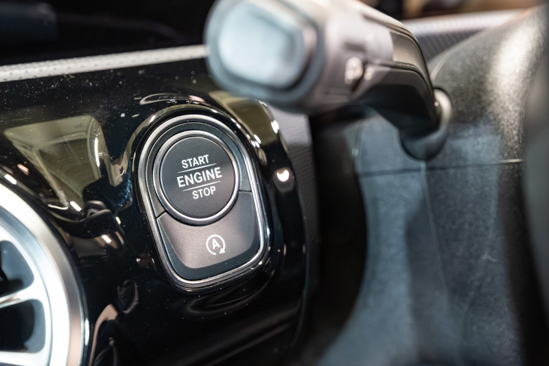 メルセデスベンツ Aクラス A250ｾﾀﾞﾝ 4MATIC ﾚｻﾞｰEXC&ｱﾄﾞﾊﾞﾝｽﾄﾞ&ﾅﾋﾞｹﾞｰｼｮﾝ&ﾚｰﾀﾞｰSP　黒革 ﾊﾟﾉﾗﾏSR MBUXﾅﾋﾞ ﾌﾙｾｸﾞ 360ｶﾒﾗ ﾜｲﾔﾚｽﾁｬｰｼﾞ ﾍｯﾄﾞｱｯﾌﾟD ADVｽﾋﾟｰｶｰ LEDﾍｯﾄﾞﾗｲﾄ　2年保証