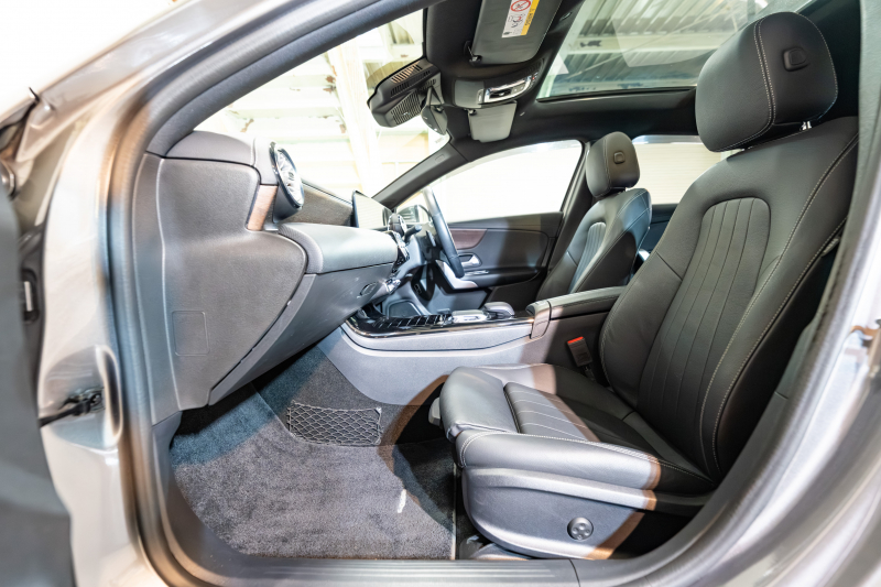 メルセデスベンツ Aクラス A250ｾﾀﾞﾝ 4MATIC ﾚｻﾞｰEXC&ｱﾄﾞﾊﾞﾝｽﾄﾞ&ﾅﾋﾞｹﾞｰｼｮﾝ&ﾚｰﾀﾞｰSP　黒革 ﾊﾟﾉﾗﾏSR MBUXﾅﾋﾞ ﾌﾙｾｸﾞ 360ｶﾒﾗ ﾜｲﾔﾚｽﾁｬｰｼﾞ ﾍｯﾄﾞｱｯﾌﾟD ADVｽﾋﾟｰｶｰ LEDﾍｯﾄﾞﾗｲﾄ　2年保証