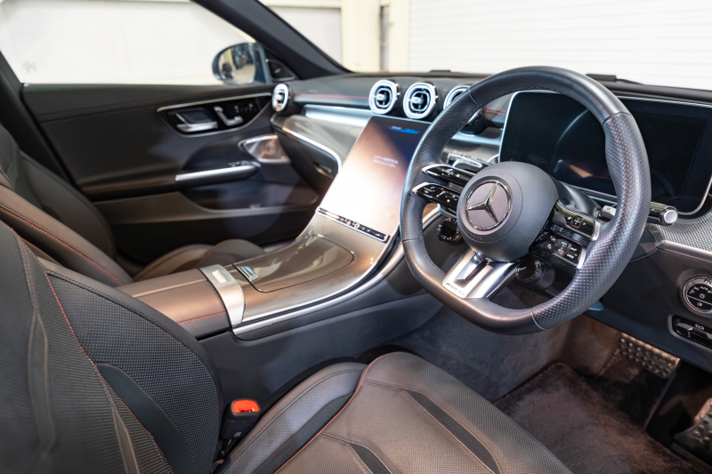 AMG Cクラス C43 4MATIC ｽﾃｰｼｮﾝﾜｺﾞﾝ ﾚｰﾀﾞｰSP BSG搭載　黒革 ﾊﾟﾉﾗﾏSR  MBUXﾅﾋﾞ ﾌﾞﾙﾒｽﾀｰ HUD 360ｶﾒﾗ 自動Rｹﾞｰﾄ AMGｻｽﾍﾟﾝｼｮﾝ AMGﾘｱﾙﾊﾟﾌｫｰﾏﾝｽｻｳﾝﾄﾞ AMGﾅｲﾄPKG AMGｴｱﾛ&19ｲﾝﾁAW　2年保証付