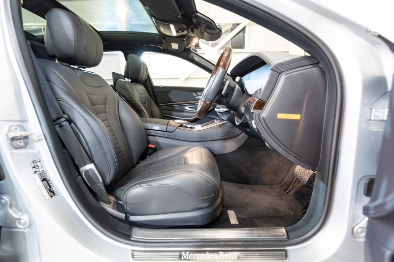 メルセデスベンツ Sクラス S400dﾛﾝｸﾞ ﾚｻﾞｰｴｸｽｸﾙｰｼﾌﾞ&ｼｮｰﾌｧｰPKG　後期 黒革 ﾊﾟﾉﾗﾏSR ﾅﾋﾞTV ｼｮｰﾌｧｰﾎﾟｼﾞｼｮﾝ ﾘｱｴﾝﾀｰ ｲｰｼﾞｰｸﾛｰｼﾞｬｰ 自動ﾄﾗﾝｸ ﾌｯﾄｵｰﾌﾟﾅｰ ｴｱﾊﾞﾗﾝｽP ﾏﾙﾁﾋﾞｰﾑLED　2年保証