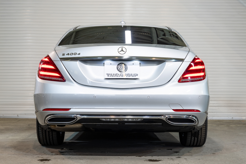 メルセデスベンツ Sクラス S400dﾛﾝｸﾞ ﾚｻﾞｰｴｸｽｸﾙｰｼﾌﾞ&ｼｮｰﾌｧｰPKG　後期 黒革 ﾊﾟﾉﾗﾏSR ﾅﾋﾞTV ｼｮｰﾌｧｰﾎﾟｼﾞｼｮﾝ ﾘｱｴﾝﾀｰ ｲｰｼﾞｰｸﾛｰｼﾞｬｰ 自動ﾄﾗﾝｸ ﾌｯﾄｵｰﾌﾟﾅｰ ｴｱﾊﾞﾗﾝｽP ﾏﾙﾁﾋﾞｰﾑLED　2年保証