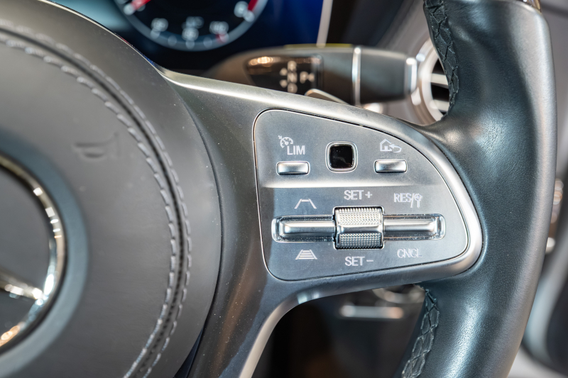 メルセデスベンツ Sクラス S400dﾛﾝｸﾞ ﾚｻﾞｰｴｸｽｸﾙｰｼﾌﾞ&ｼｮｰﾌｧｰPKG　後期 黒革 ﾊﾟﾉﾗﾏSR ﾅﾋﾞTV ｼｮｰﾌｧｰﾎﾟｼﾞｼｮﾝ ﾘｱｴﾝﾀｰ ｲｰｼﾞｰｸﾛｰｼﾞｬｰ 自動ﾄﾗﾝｸ ﾌｯﾄｵｰﾌﾟﾅｰ ｴｱﾊﾞﾗﾝｽP ﾏﾙﾁﾋﾞｰﾑLED　2年保証