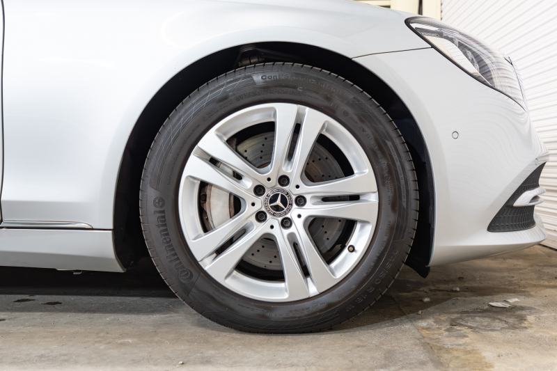 メルセデスベンツ Sクラス S400dﾛﾝｸﾞ ﾚｻﾞｰｴｸｽｸﾙｰｼﾌﾞ&ｼｮｰﾌｧｰPKG　後期 黒革 ﾊﾟﾉﾗﾏSR ﾅﾋﾞTV ｼｮｰﾌｧｰﾎﾟｼﾞｼｮﾝ ﾘｱｴﾝﾀｰ ｲｰｼﾞｰｸﾛｰｼﾞｬｰ 自動ﾄﾗﾝｸ ﾌｯﾄｵｰﾌﾟﾅｰ ｴｱﾊﾞﾗﾝｽP ﾏﾙﾁﾋﾞｰﾑLED　2年保証