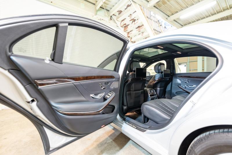 メルセデスベンツ Sクラス S400dﾛﾝｸﾞ ﾚｻﾞｰｴｸｽｸﾙｰｼﾌﾞ&ｼｮｰﾌｧｰPKG　後期 黒革 ﾊﾟﾉﾗﾏSR ﾅﾋﾞTV ｼｮｰﾌｧｰﾎﾟｼﾞｼｮﾝ ﾘｱｴﾝﾀｰ ｲｰｼﾞｰｸﾛｰｼﾞｬｰ 自動ﾄﾗﾝｸ ﾌｯﾄｵｰﾌﾟﾅｰ ｴｱﾊﾞﾗﾝｽP ﾏﾙﾁﾋﾞｰﾑLED　2年保証