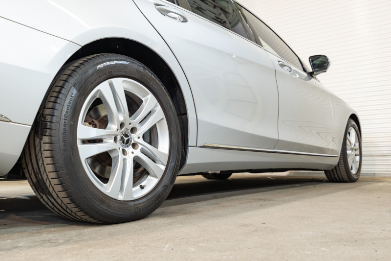 メルセデスベンツ Sクラス S400dﾛﾝｸﾞ ﾚｻﾞｰｴｸｽｸﾙｰｼﾌﾞ&ｼｮｰﾌｧｰPKG　後期 黒革 ﾊﾟﾉﾗﾏSR ﾅﾋﾞTV ｼｮｰﾌｧｰﾎﾟｼﾞｼｮﾝ ﾘｱｴﾝﾀｰ ｲｰｼﾞｰｸﾛｰｼﾞｬｰ 自動ﾄﾗﾝｸ ﾌｯﾄｵｰﾌﾟﾅｰ ｴｱﾊﾞﾗﾝｽP ﾏﾙﾁﾋﾞｰﾑLED　2年保証