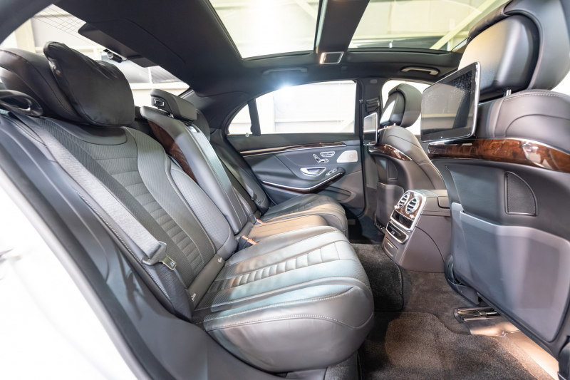 メルセデスベンツ Sクラス S400dﾛﾝｸﾞ ﾚｻﾞｰｴｸｽｸﾙｰｼﾌﾞ&ｼｮｰﾌｧｰPKG　後期 黒革 ﾊﾟﾉﾗﾏSR ﾅﾋﾞTV ｼｮｰﾌｧｰﾎﾟｼﾞｼｮﾝ ﾘｱｴﾝﾀｰ ｲｰｼﾞｰｸﾛｰｼﾞｬｰ 自動ﾄﾗﾝｸ ﾌｯﾄｵｰﾌﾟﾅｰ ｴｱﾊﾞﾗﾝｽP ﾏﾙﾁﾋﾞｰﾑLED　2年保証