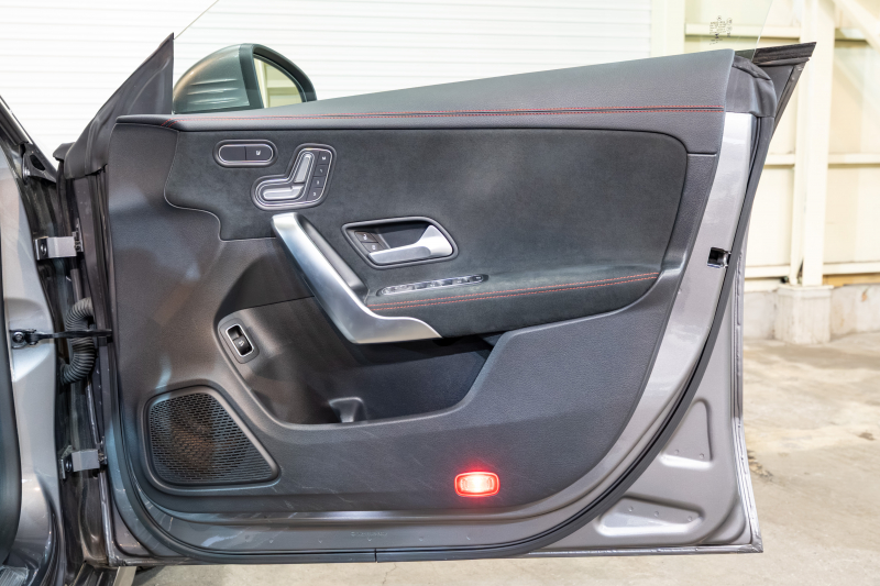 メルセデスベンツ CLAクラス CLA200d ｼｭｰﾃｨﾝｸﾞﾌﾞﾚｰｸ AMGﾗｲﾝ ﾚｰﾀﾞｰPKG　1ｵﾅ ﾊｰﾌ革 ｼｰﾄﾋｰﾀｰ ﾊﾟﾉﾗﾏSR MBUXﾅﾋﾞ ﾌﾙｾｸﾞTV 360ｶﾒﾗ ﾍｯﾄﾞｱｯﾌﾟD ﾏﾙﾁﾋﾞｰﾑLED AMGｴｱﾛ&18ｲﾝﾁAW　2年保証付