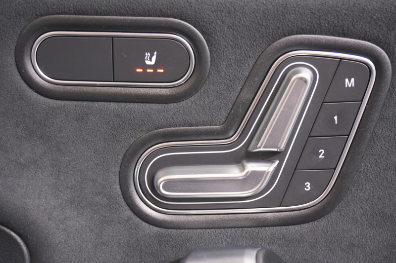 メルセデスベンツ CLAクラス CLA200d AMGﾗｲﾝ ﾚｰﾀﾞｰPKG　1ｵﾅ ﾊｰﾌ革 ｼｰﾄﾋｰﾀｰ ﾊﾟﾉﾗﾏSR MBUXﾅﾋﾞ ﾌﾙｾｸﾞTV 360ｶﾒﾗ ﾍｯﾄﾞｱｯﾌﾟD ﾏﾙﾁﾋﾞｰﾑLED AMGｴｱﾛ&18ｲﾝﾁAW　2年保証付