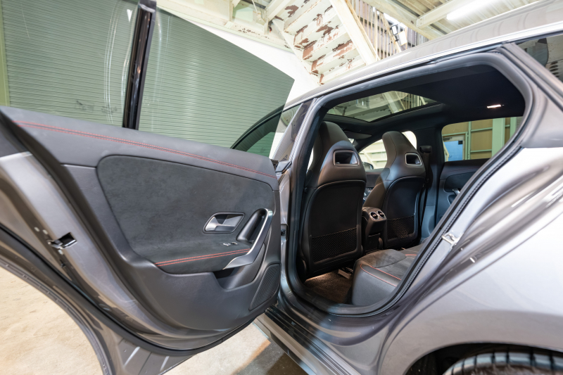 メルセデスベンツ CLAクラス CLA200d ｼｭｰﾃｨﾝｸﾞﾌﾞﾚｰｸ AMGﾗｲﾝ ﾚｰﾀﾞｰPKG　1ｵﾅ ﾊｰﾌ革 ｼｰﾄﾋｰﾀｰ ﾊﾟﾉﾗﾏSR MBUXﾅﾋﾞ ﾌﾙｾｸﾞTV 360ｶﾒﾗ ﾍｯﾄﾞｱｯﾌﾟD ﾏﾙﾁﾋﾞｰﾑLED AMGｴｱﾛ&18ｲﾝﾁAW　2年保証付