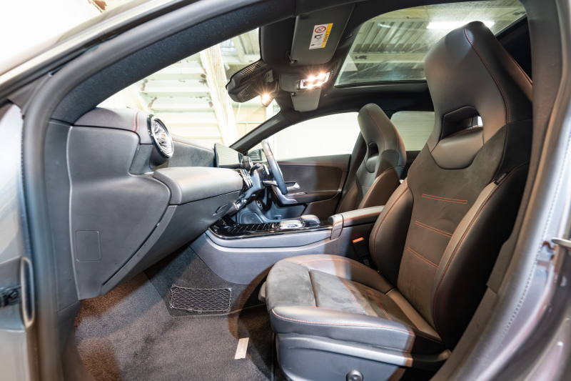 メルセデスベンツ CLAクラス CLA200d ｼｭｰﾃｨﾝｸﾞﾌﾞﾚｰｸ AMGﾗｲﾝ ﾚｰﾀﾞｰPKG　1ｵﾅ ﾊｰﾌ革 ｼｰﾄﾋｰﾀｰ ﾊﾟﾉﾗﾏSR MBUXﾅﾋﾞ ﾌﾙｾｸﾞTV 360ｶﾒﾗ ﾍｯﾄﾞｱｯﾌﾟD ﾏﾙﾁﾋﾞｰﾑLED AMGｴｱﾛ&18ｲﾝﾁAW　2年保証付