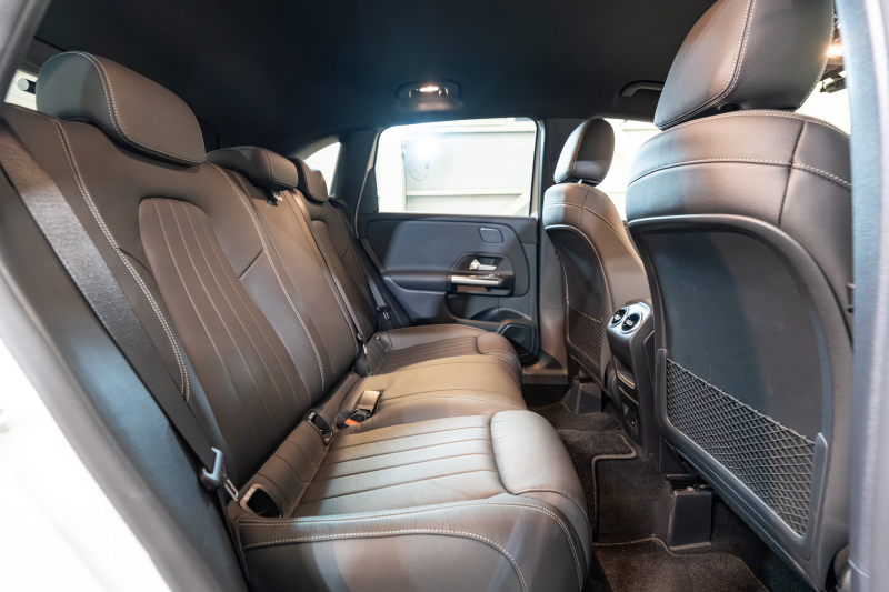 メルセデスベンツ Bクラス B200d ﾚｻﾞｰEXｸﾙｰｼﾌﾞ&ｱﾄﾞﾊﾞﾝｽﾄ&ﾅﾋﾞP RSP　ACC Pｽﾀ ECO 黒革 SR MBUXﾅﾋﾞ ﾌﾙｾｸﾞ Carplay 360 純正17ｲﾝﾁAW 自動Rｹﾞｰﾄ LED　2年保証付