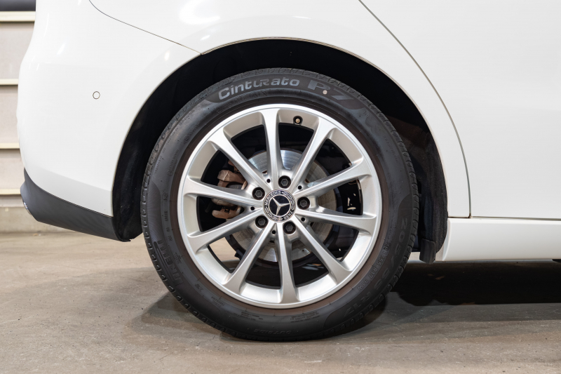 メルセデスベンツ Bクラス B200d ﾚｻﾞｰEXｸﾙｰｼﾌﾞ&ｱﾄﾞﾊﾞﾝｽﾄ&ﾅﾋﾞP RSP　ACC Pｽﾀ ECO 黒革 SR MBUXﾅﾋﾞ ﾌﾙｾｸﾞ Carplay 360 純正17ｲﾝﾁAW 自動Rｹﾞｰﾄ LED　2年保証付