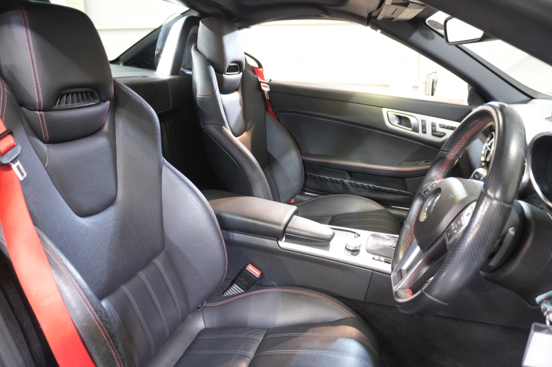 メルセデスベンツ SLKクラス SLK200 BE−EF AMGｽﾎﾟｰﾂ&ﾚｰﾀﾞｰP　ACC 黒革 ﾏｼﾞｯｸｽｶｲR HDDﾅﾋﾞ ﾌﾙｾｸﾞ BTｵｰﾃﾞｨｵ&TEL  AMGｴｱﾛ&18ｲﾝﾁAW ｷｾﾉﾝ　2年保証付