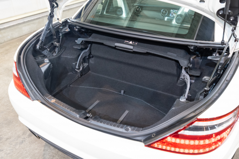 メルセデスベンツ SLKクラス SLK200 BE−EF AMGｽﾎﾟｰﾂ&ﾚｰﾀﾞｰP　ACC 黒革 ﾏｼﾞｯｸｽｶｲR HDDﾅﾋﾞ ﾌﾙｾｸﾞ BTｵｰﾃﾞｨｵ&TEL  AMGｴｱﾛ&18ｲﾝﾁAW ｷｾﾉﾝ　2年保証付