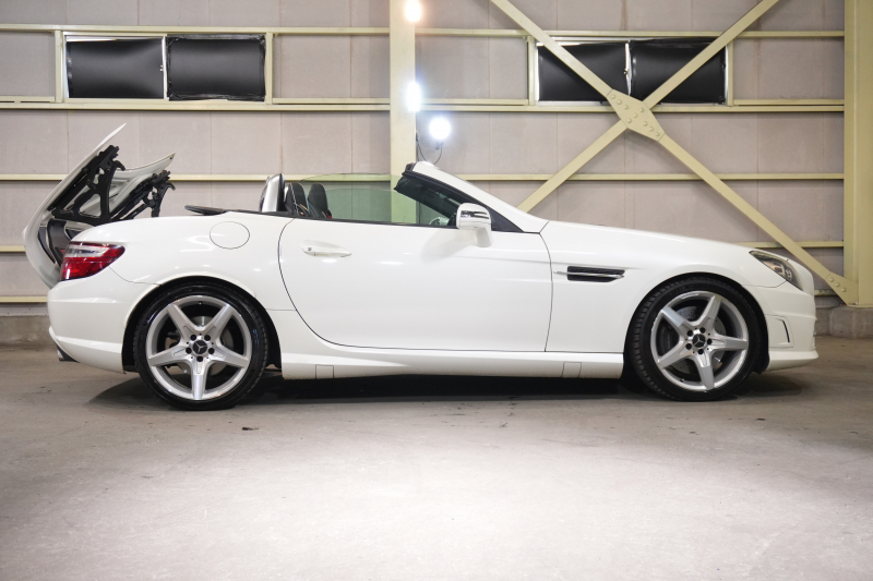 メルセデスベンツ SLKクラス SLK200 BE−EF AMGｽﾎﾟｰﾂ&ﾚｰﾀﾞｰP　ACC 黒革 ﾏｼﾞｯｸｽｶｲR HDDﾅﾋﾞ ﾌﾙｾｸﾞ BTｵｰﾃﾞｨｵ&TEL  AMGｴｱﾛ&18ｲﾝﾁAW ｷｾﾉﾝ　2年保証付