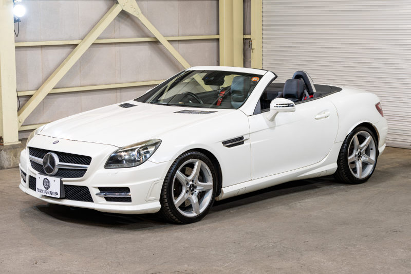 メルセデスベンツ SLKクラス SLK200 BE−EF AMGｽﾎﾟｰﾂ&ﾚｰﾀﾞｰP　ACC 黒革 ﾏｼﾞｯｸｽｶｲR HDDﾅﾋﾞ ﾌﾙｾｸﾞ BTｵｰﾃﾞｨｵ&TEL  AMGｴｱﾛ&18ｲﾝﾁAW ｷｾﾉﾝ　2年保証付